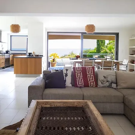 10 Personnes Avec Piscine Vue Casa de Férias