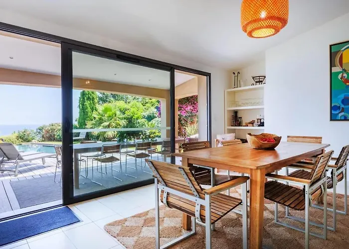 10 Personnes Avec Piscine Vue Conca