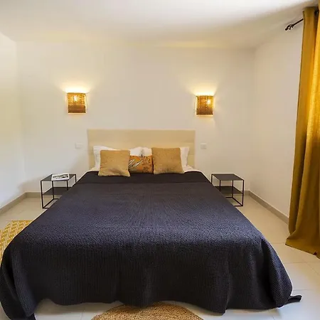 10 Personnes Avec Piscine Vue