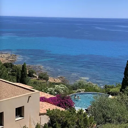 10 Personnes Avec Piscine Vue *