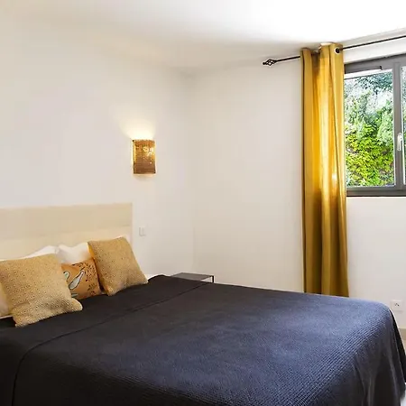 Hébergement de vacances 10 Personnes Avec Piscine Vue Conca