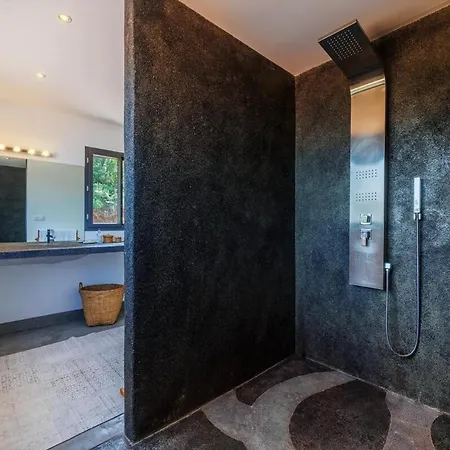 10 Personnes Avec Piscine Vue Σπίτι διακοπών