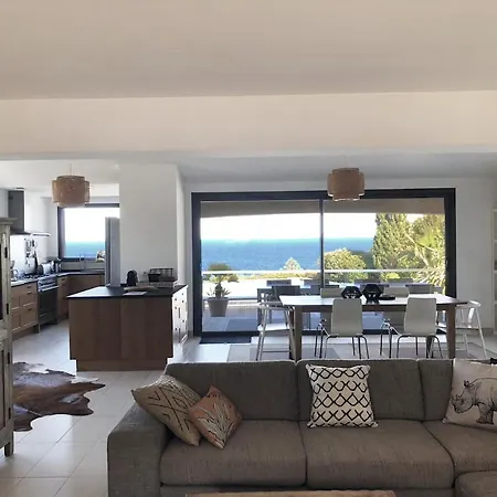 Hébergement de vacances 10 Personnes Avec Piscine Vue Conca